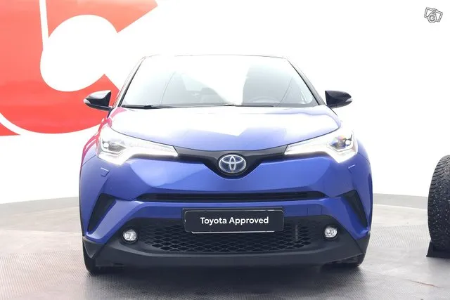 Toyota C-HR 1,8 Hybrid Intense Edition Business - Approved / Image 8