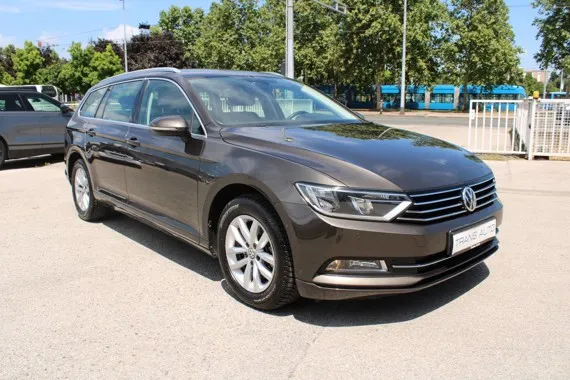 Volkswagen Passat Variant 1.6 TDi DSG *NAVIGACIJA,KAMERA* Image 3